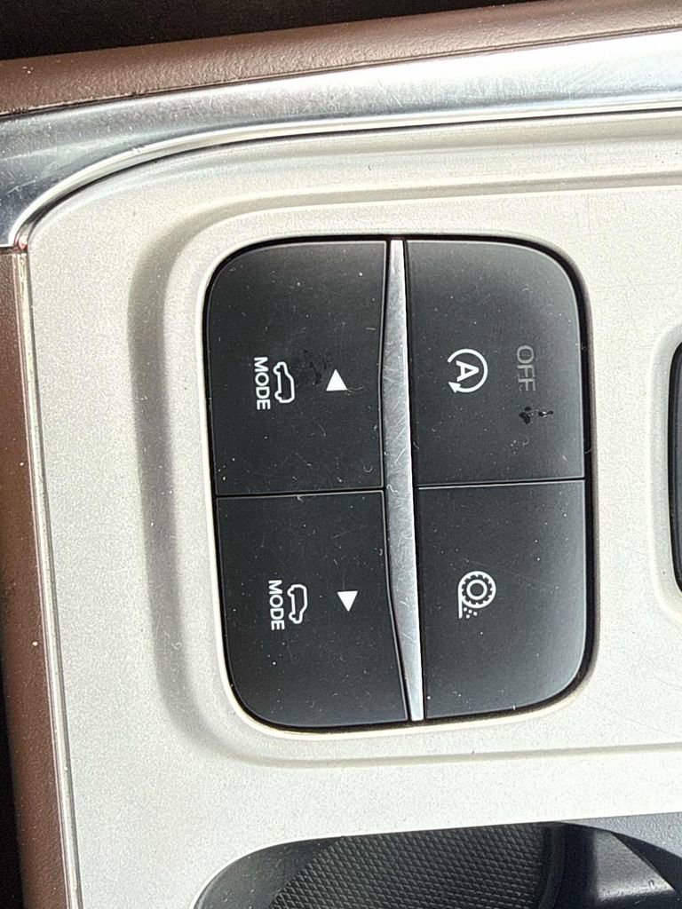 Certified 2021 Ford Explorer King Ranch w/ Premium Technology Package image 20