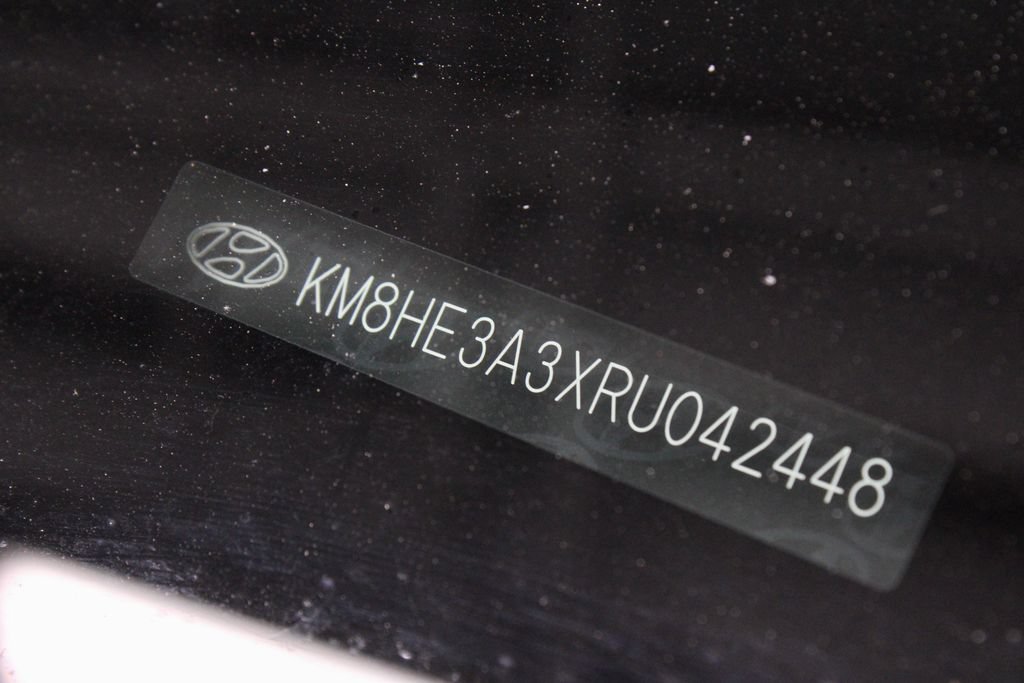 Used 2024 Hyundai Kona Limited FWD image 34
