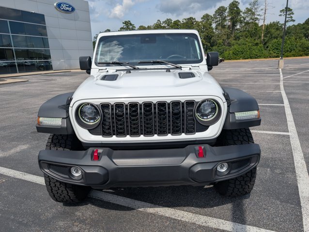Used 2024 Jeep Wrangler Unlimited Rubicon AWD/4WD image 8