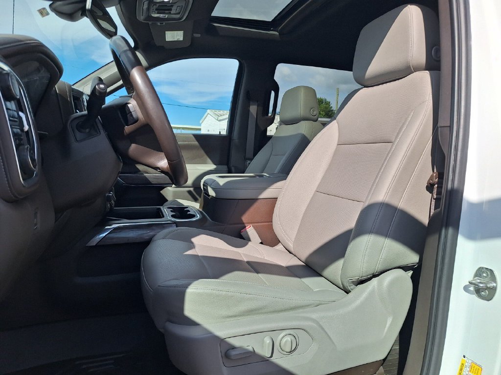 Used 2022 Chevrolet Silverado 1500 LTZ w/ LTZ Premium Package AWD/4WD image 23