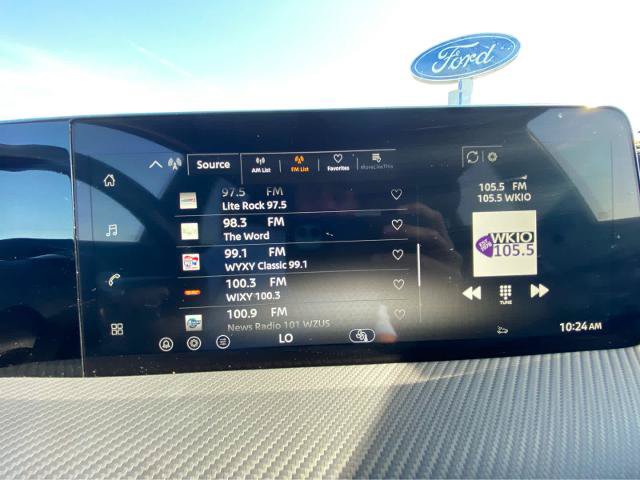 Used 2026 Nissan Kicks SR FWD image 32