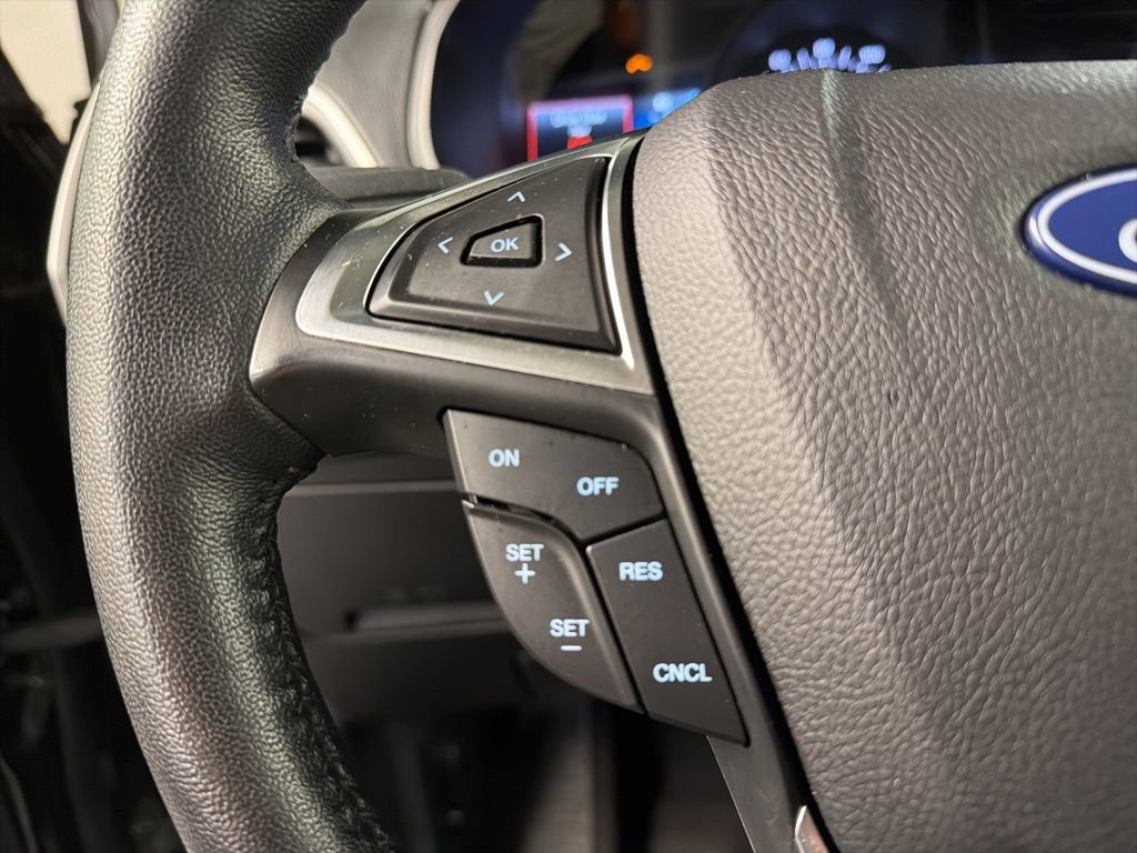 Certified 2022 Ford Edge SEL w/ Convenience Package AWD/4WD image 16