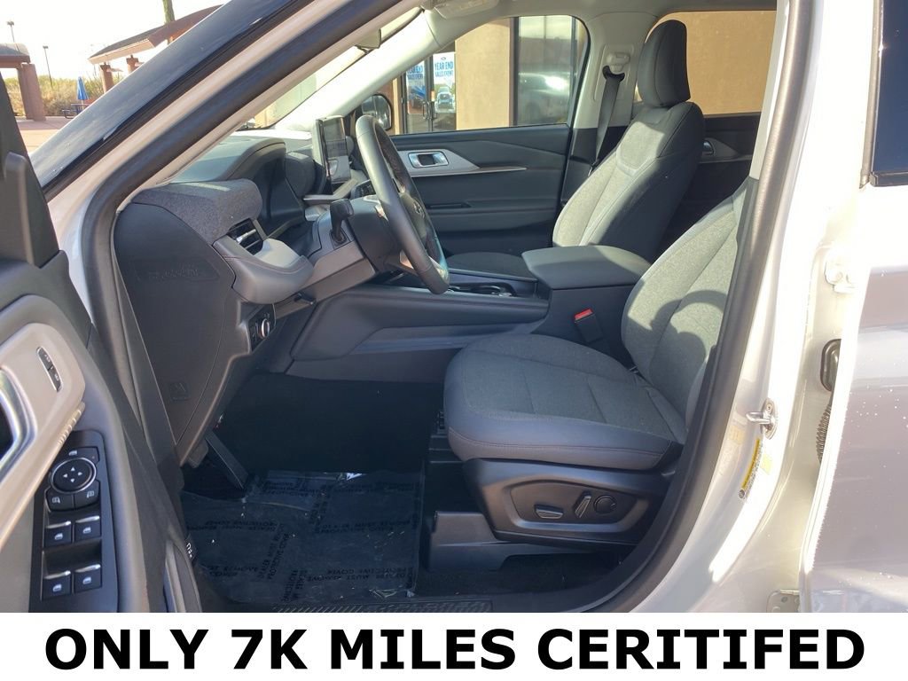 Certified 2025 Ford Explorer Active image 22
