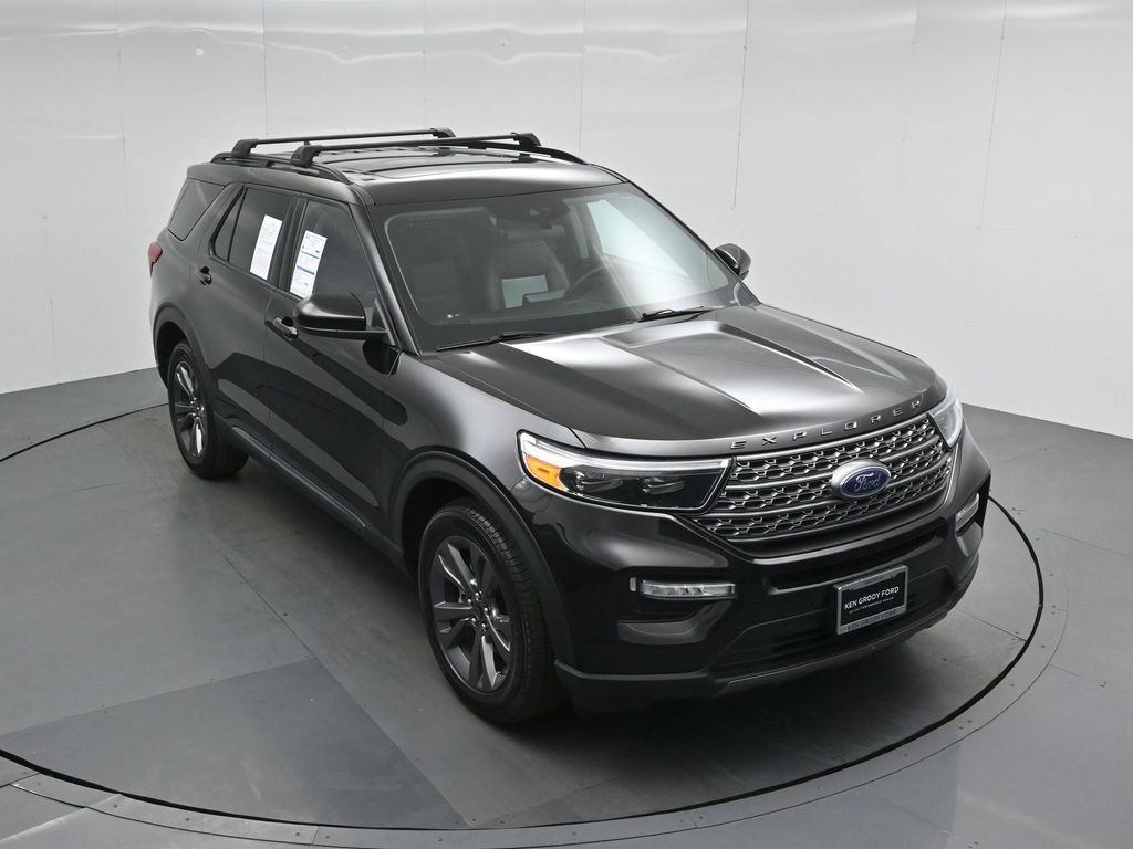 Certified 2023 Ford Explorer XLT w/ Equipment Group 202A image 44