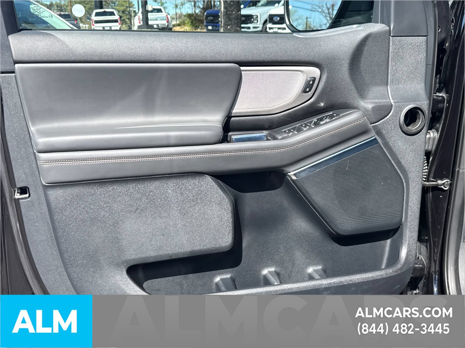 Certified 2025 Ford Expedition Active AWD/4WD image 12