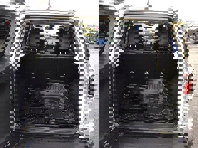 Certified 2022 Ford EcoSport SES w/ Interior Protection Package image 22