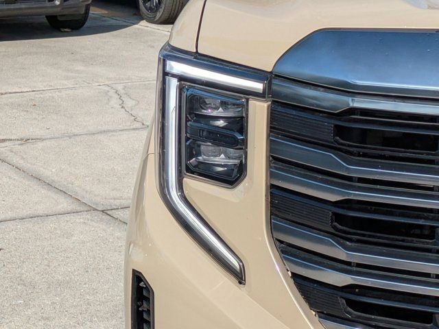 Used 2022 GMC Sierra 1500 AT4 w/ AT4 Premium Package image 9