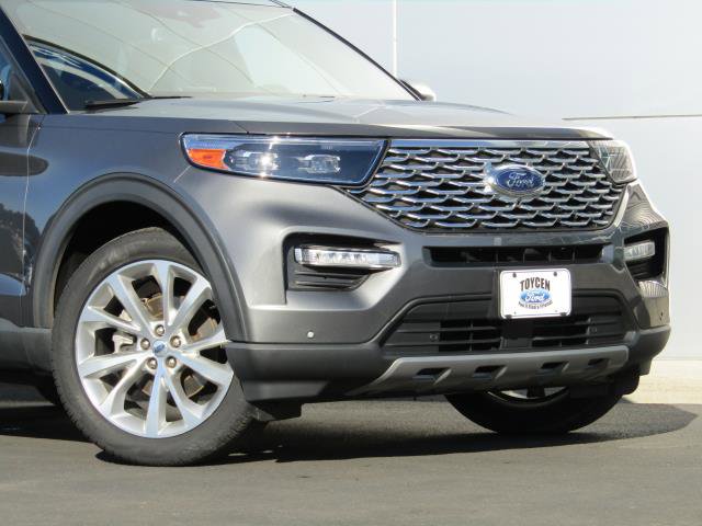 Certified 2022 Ford Explorer Platinum w/ Equipment Group 601A image 6