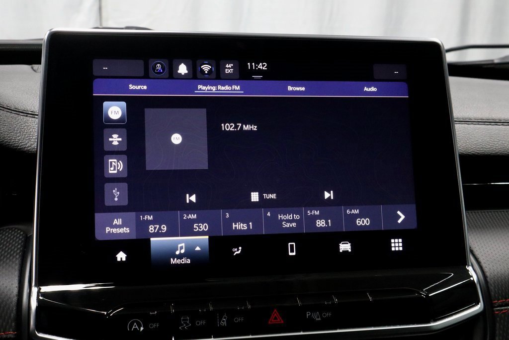 Used 2024 Jeep Compass Trailhawk w/ Trailer Tow Group image 10