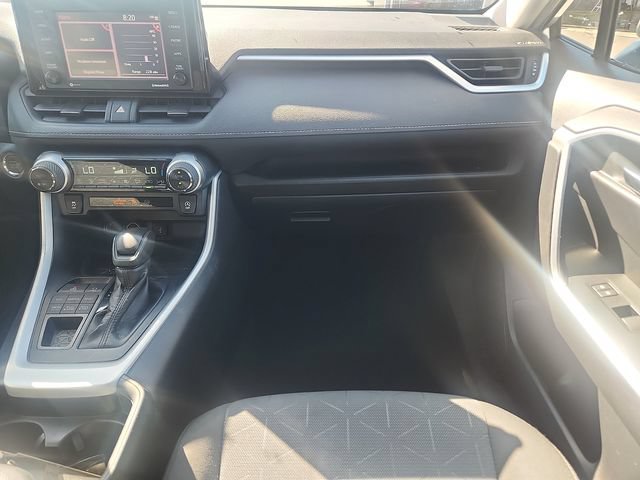Used 2020 Toyota RAV4 XLE w/ Convenience Package AWD/4WD image 10