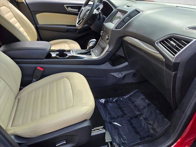 Certified 2018 Ford Edge SEL w/ Equipment Group 201A FWD image 19