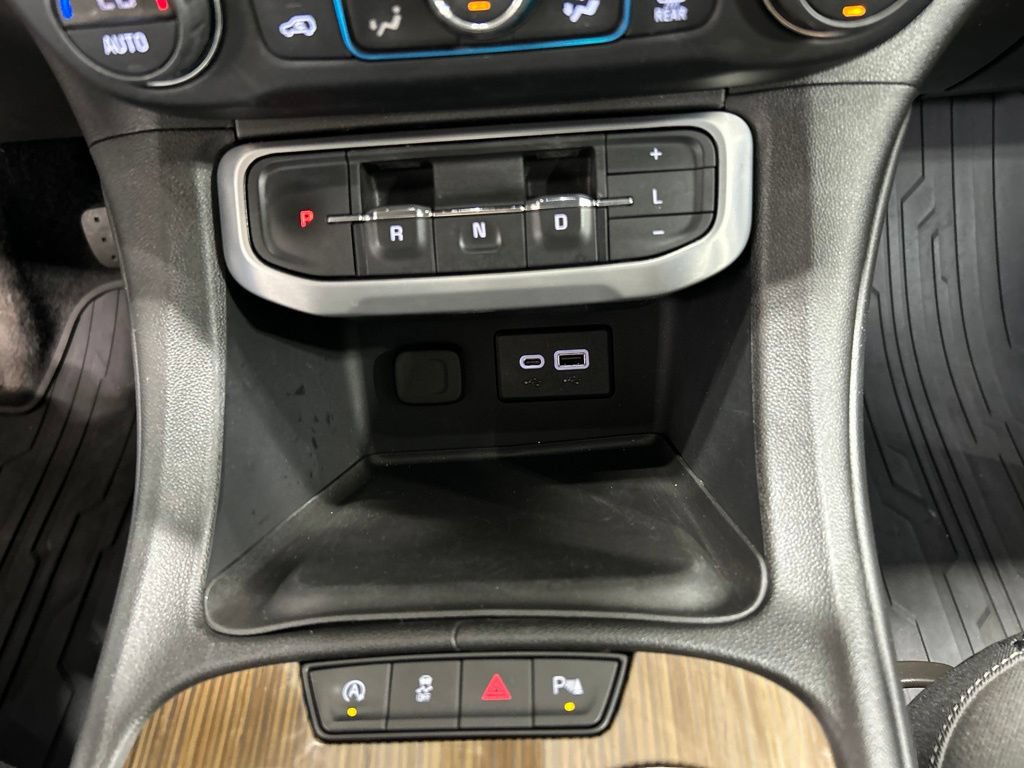 Used 2022 GMC Acadia SLE w/ Driver Convenience Package AWD/4WD image 22