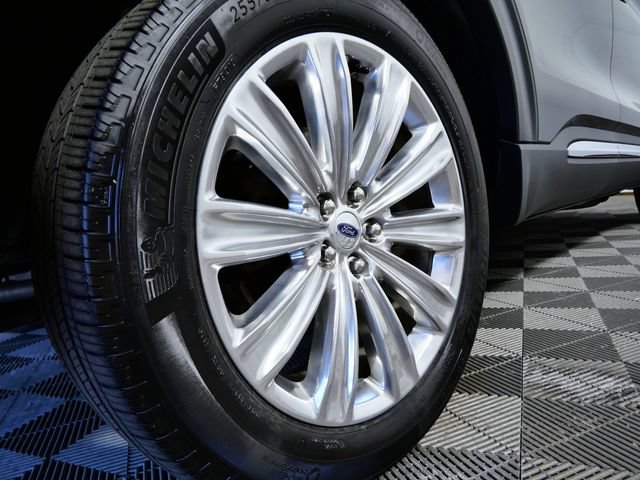 Certified 2023 Ford Explorer Limited w/ Equipment Group 301A AWD/4WD image 9