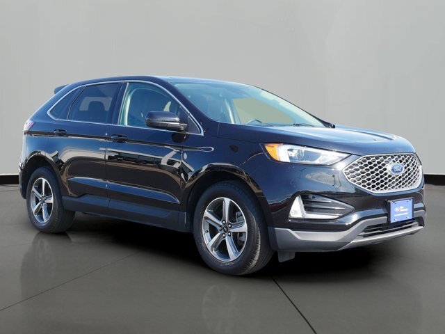 Certified 2023 Ford Edge SEL w/ Convenience Package AWD/4WD image 4