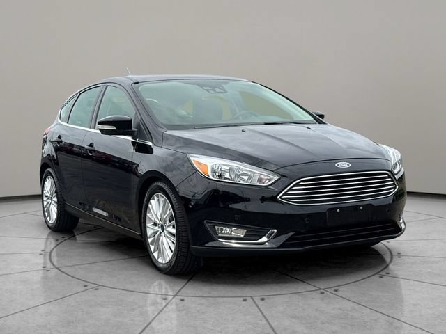 Certified 2018 Ford Focus Titanium w/ Titanium Technology Package FWD image 12