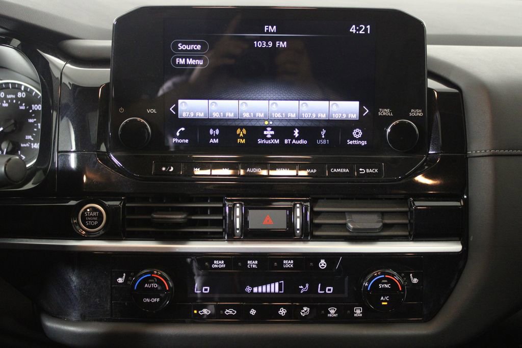 Used 2024 Nissan Pathfinder SL w/ SL Premium Package image 14