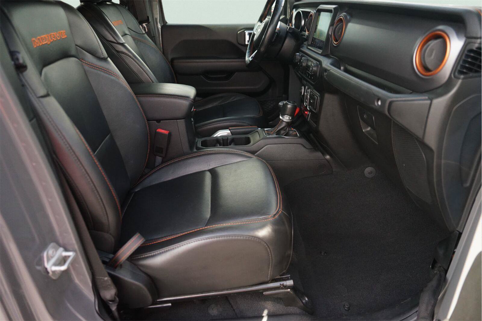 Used 2020 Jeep Gladiator Mojave AWD/4WD image 18