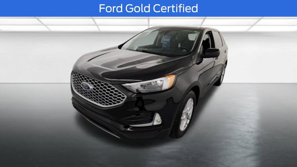 Certified 2024 Ford Edge SEL w/ Convenience Package AWD/4WD image 2