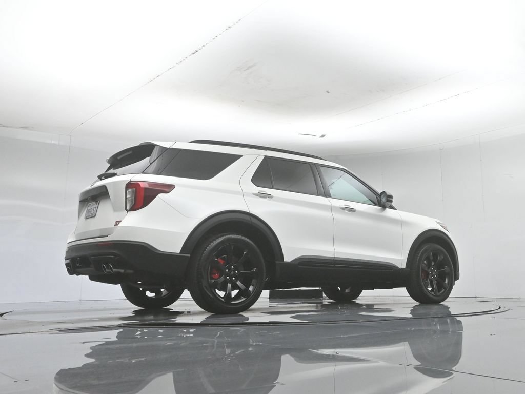 Certified 2024 Ford Explorer ST w/ Equipment Group 401A AWD/4WD image 55