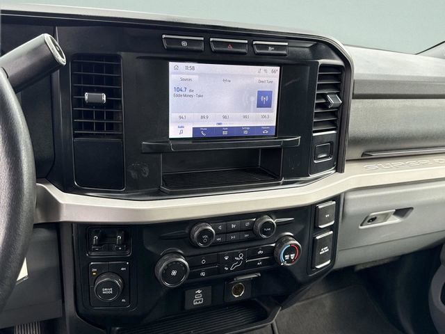 Certified 2024 Ford F350 XLT AWD/4WD image 31