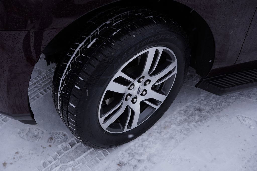 Certified 2024 Ford Expedition Limited image 14