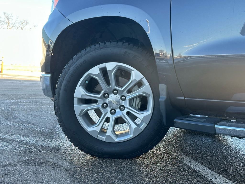 Used 2022 Chevrolet Silverado 1500 LTZ image 9