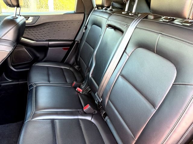 Certified 2020 Ford Escape SEL image 23