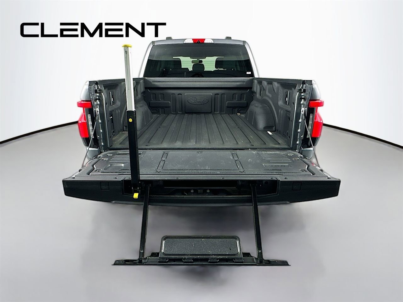 Certified 2024 Ford F150 Lightning XLT w/ Max Trailer Tow Package image 10