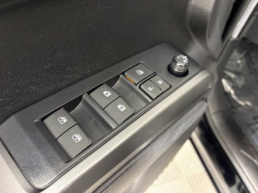 Used 2023 Toyota Tacoma TRD Pro AWD/4WD image 12