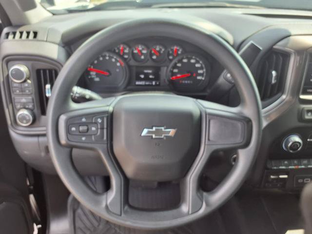 Used 2025 Chevrolet Silverado 1500 Custom Trail Boss AWD/4WD image 9