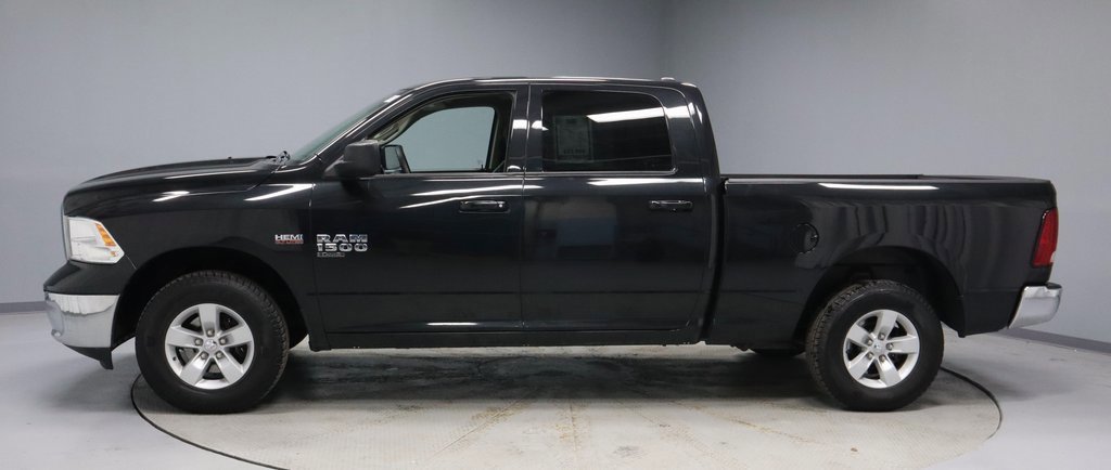 Used 2019 RAM 1500 Classic SLT image 2