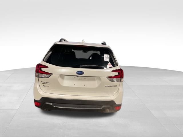 Used 2021 Subaru Forester Premium image 8