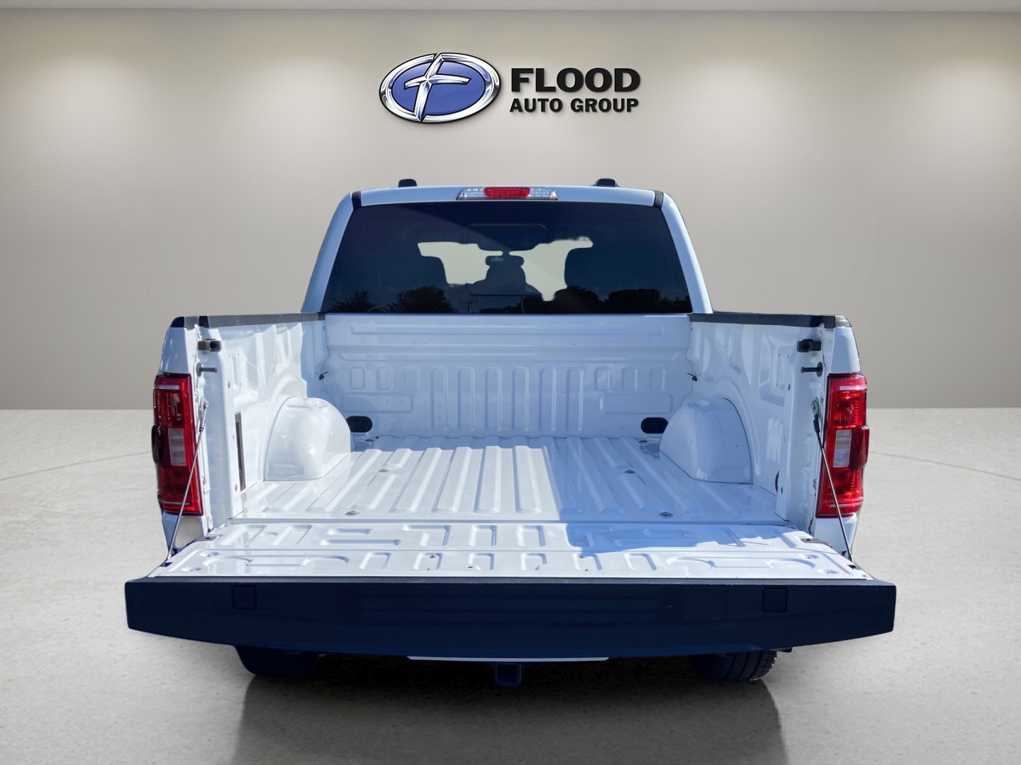 Certified 2022 Ford F150 XLT w/ Equipment Group 302A High image 7