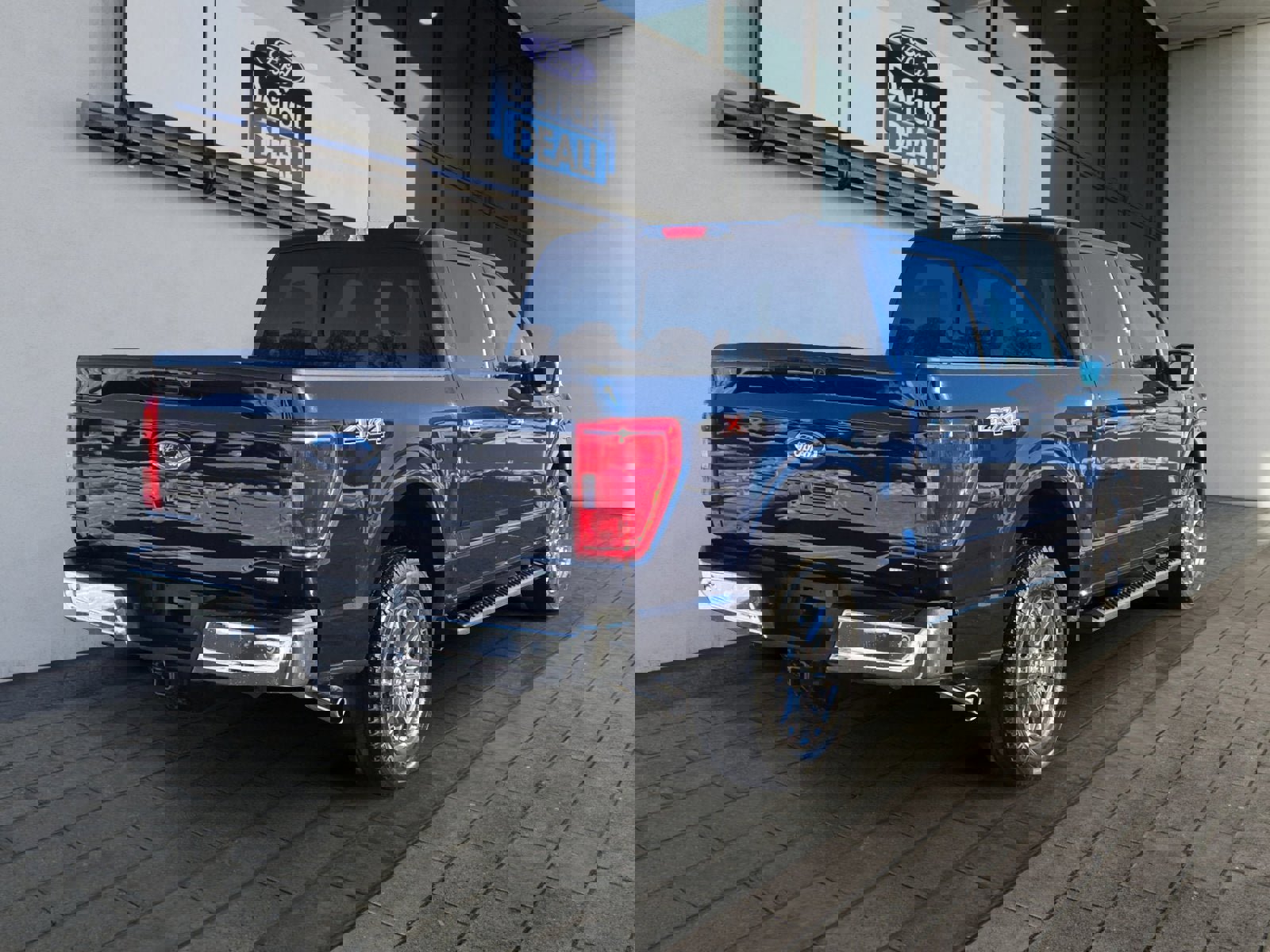 Certified 2023 Ford F150 XLT w/ Equipment Group 302A High image 5