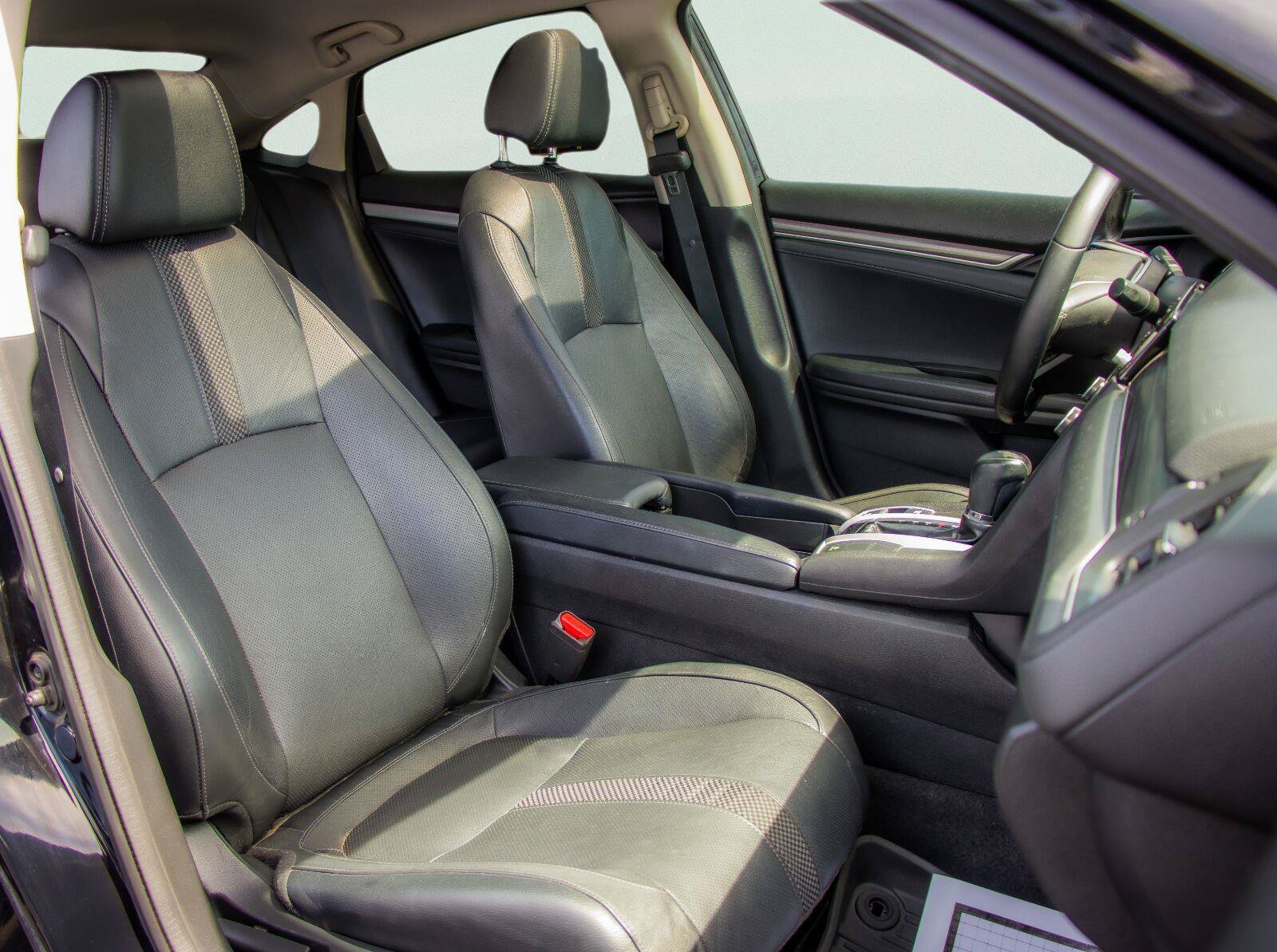 Used 2021 Honda Civic EX-L image 7