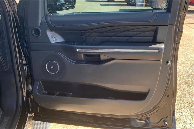 Certified 2024 Ford Expedition Max Platinum AWD/4WD image 23