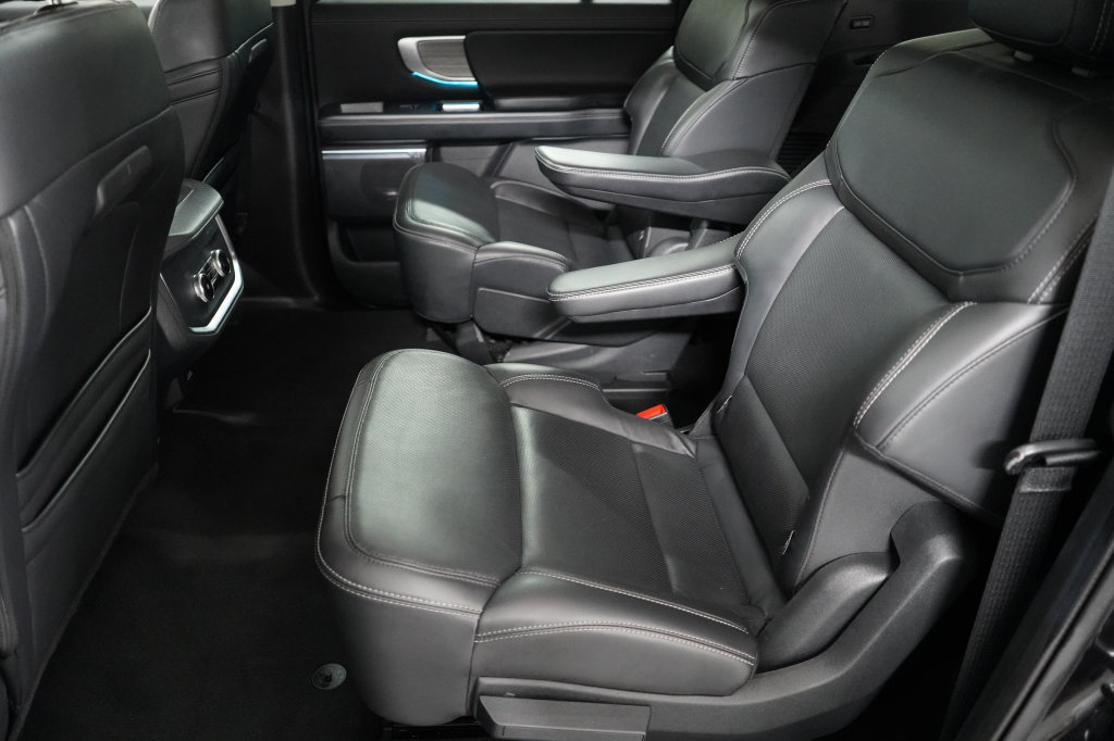 Certified 2025 Ford Expedition Max Platinum AWD/4WD image 20