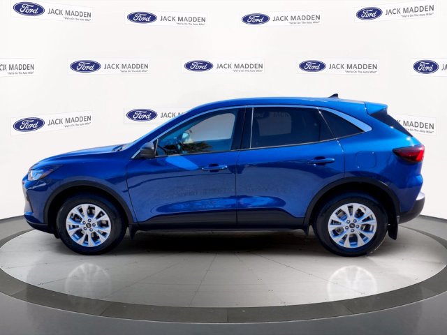 Certified 2023 Ford Escape Active AWD/4WD image 2