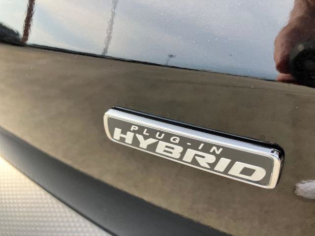 Certified 2025 Ford Escape SE FWD image 12