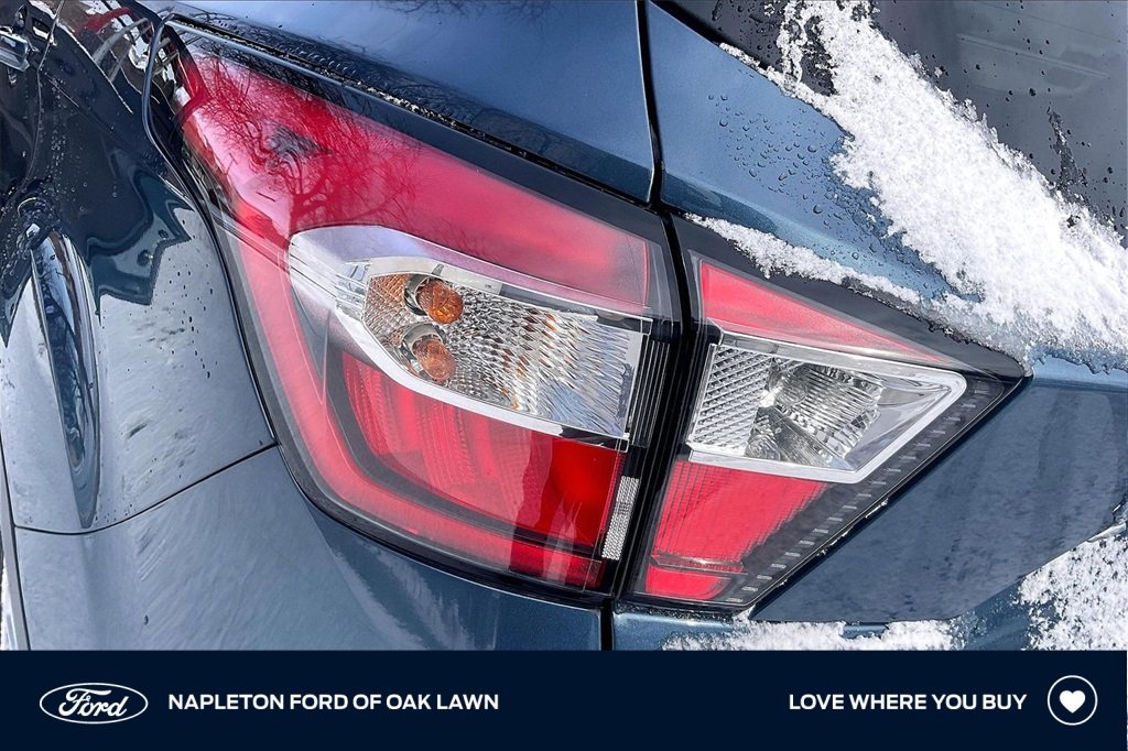 Certified 2018 Ford Escape SE image 27