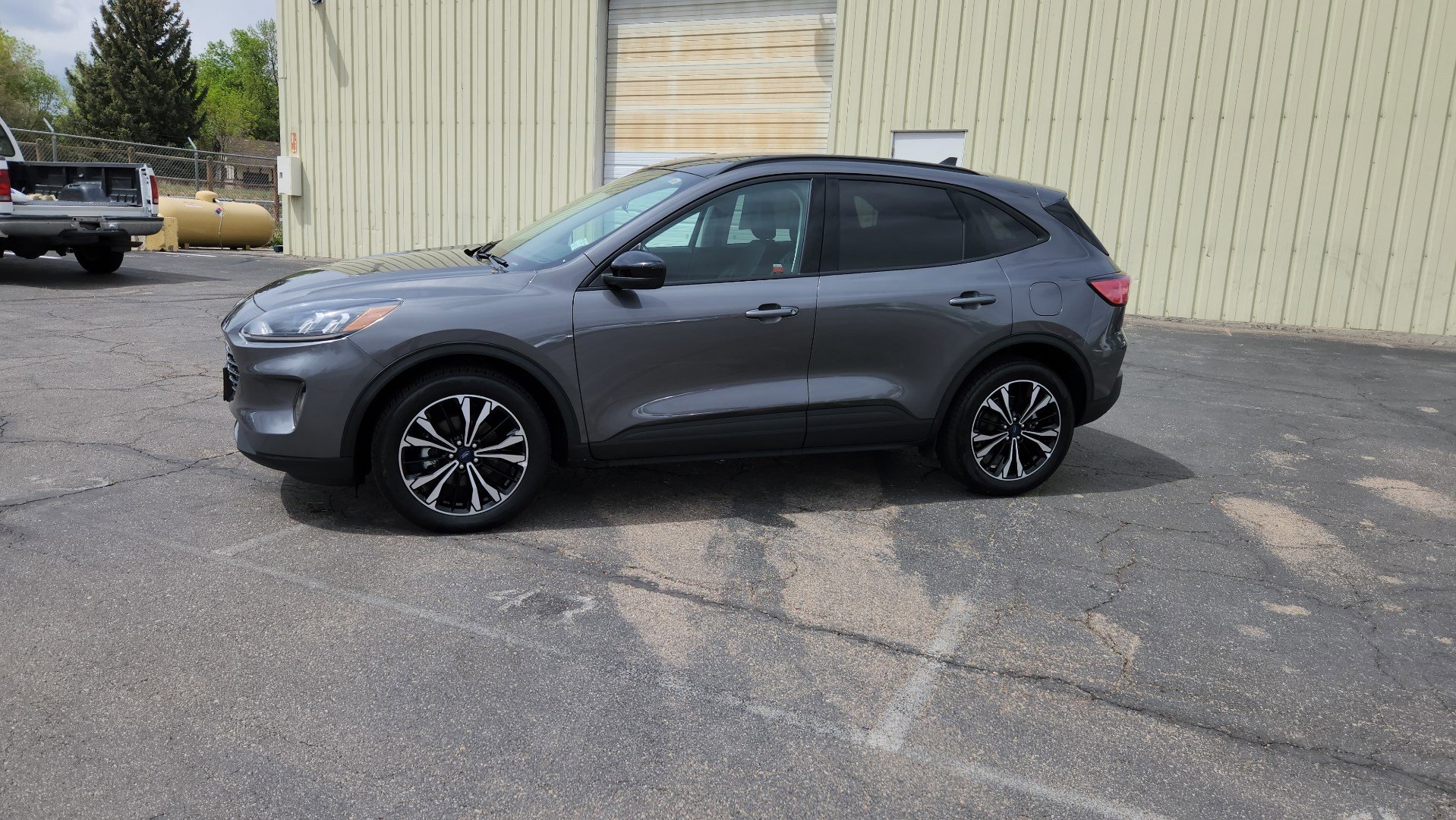 Certified 2022 Ford Escape SEL w/ SEL Stealth AWD Package image 6