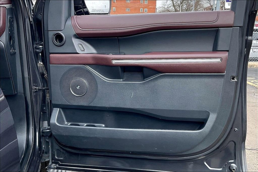 Certified 2024 Ford Expedition Limited image 23