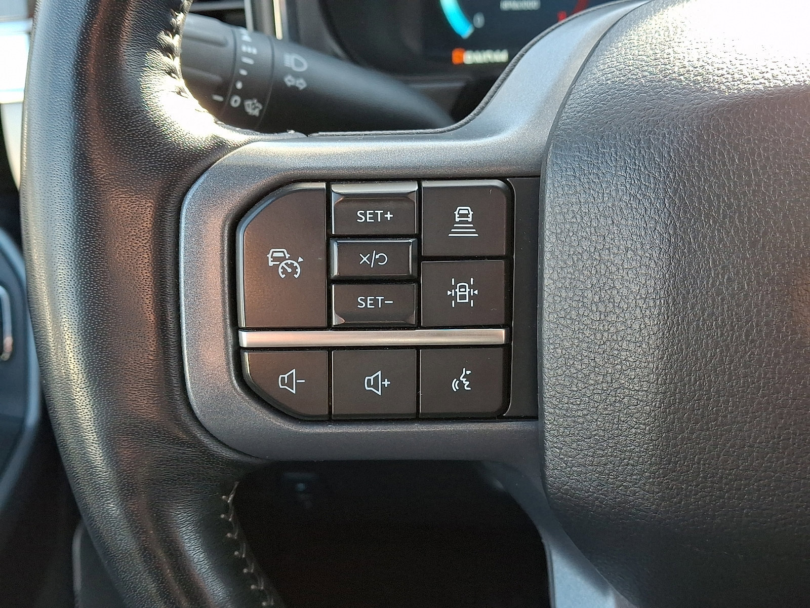 Certified 2024 Ford F250 Lariat w/ Lariat Ultimate Package image 28