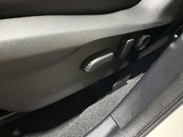 Used 2024 Subaru Forester Premium AWD/4WD image 23