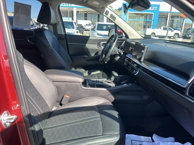 Used 2025 Kia Sorento S FWD image 33