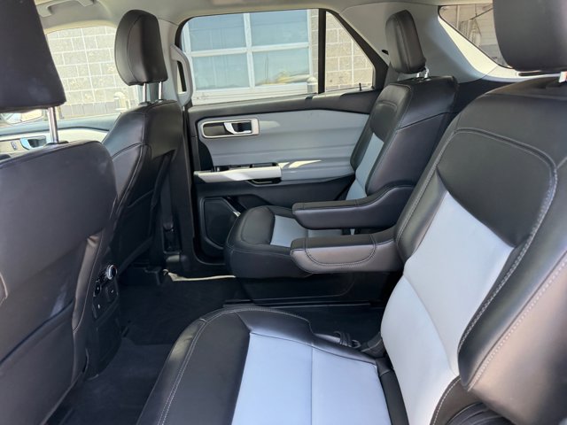 Certified 2023 Ford Explorer XLT w/ Equipment Group 202A AWD/4WD image 17