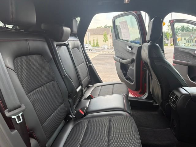 Certified 2024 Ford Escape ST-Line w/ Tech Pack #1 AWD/4WD image 15