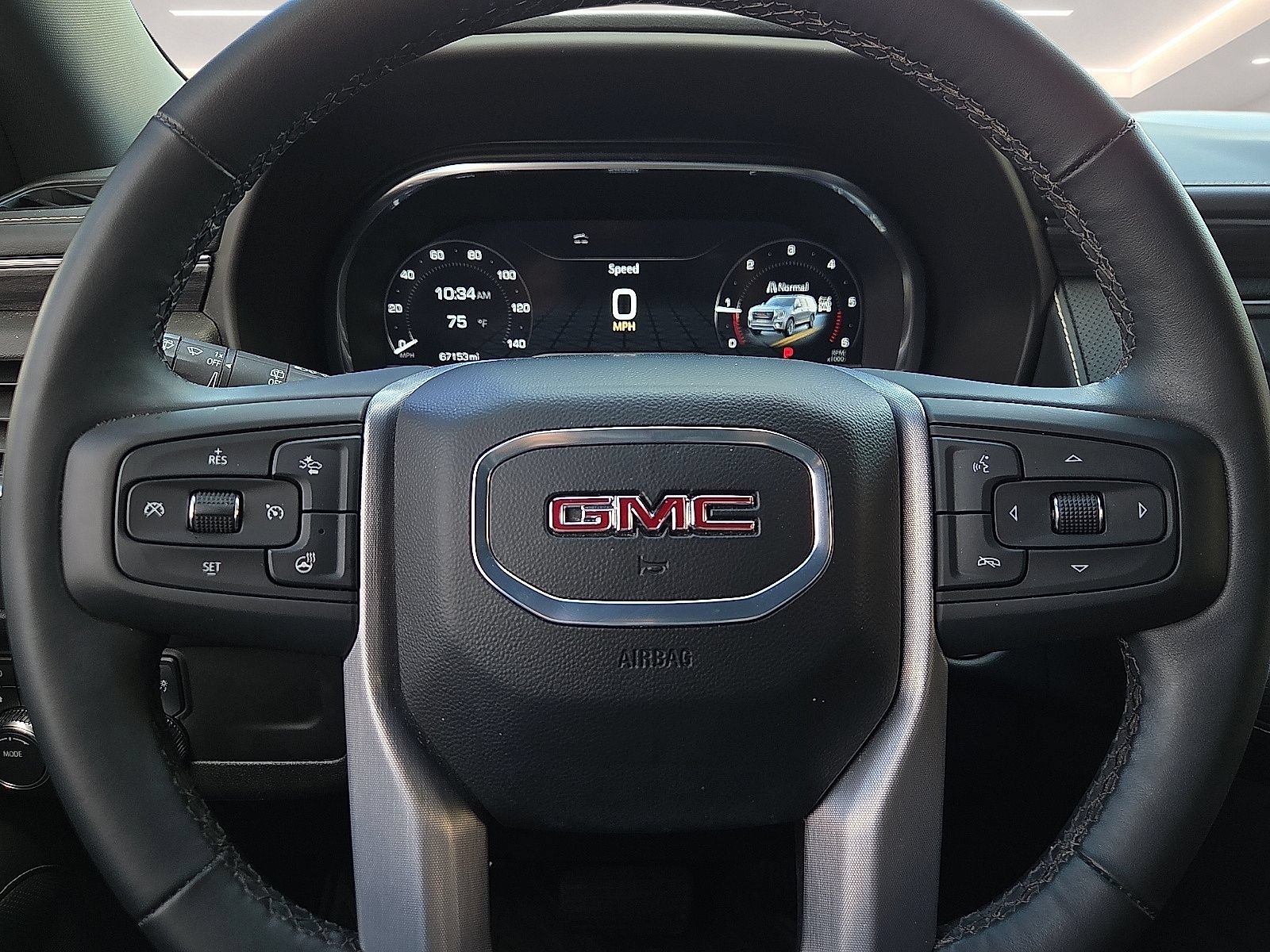Used 2024 GMC Yukon SLT w/ SLT Luxury Package AWD/4WD image 24