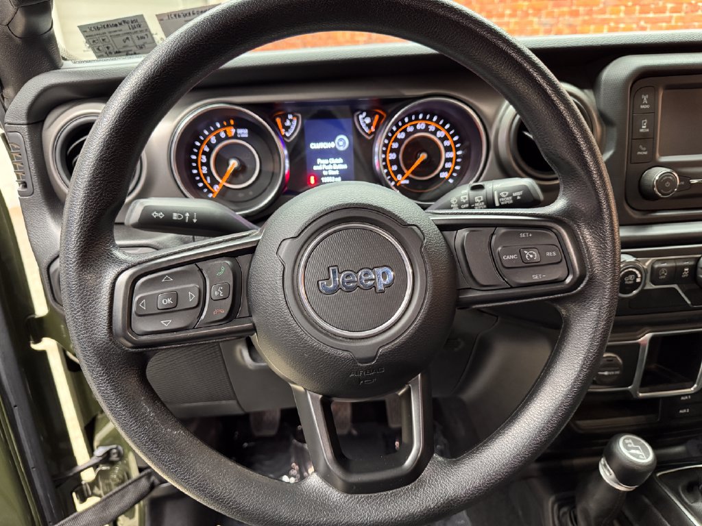 Used 2021 Jeep Wrangler Willys AWD/4WD image 14