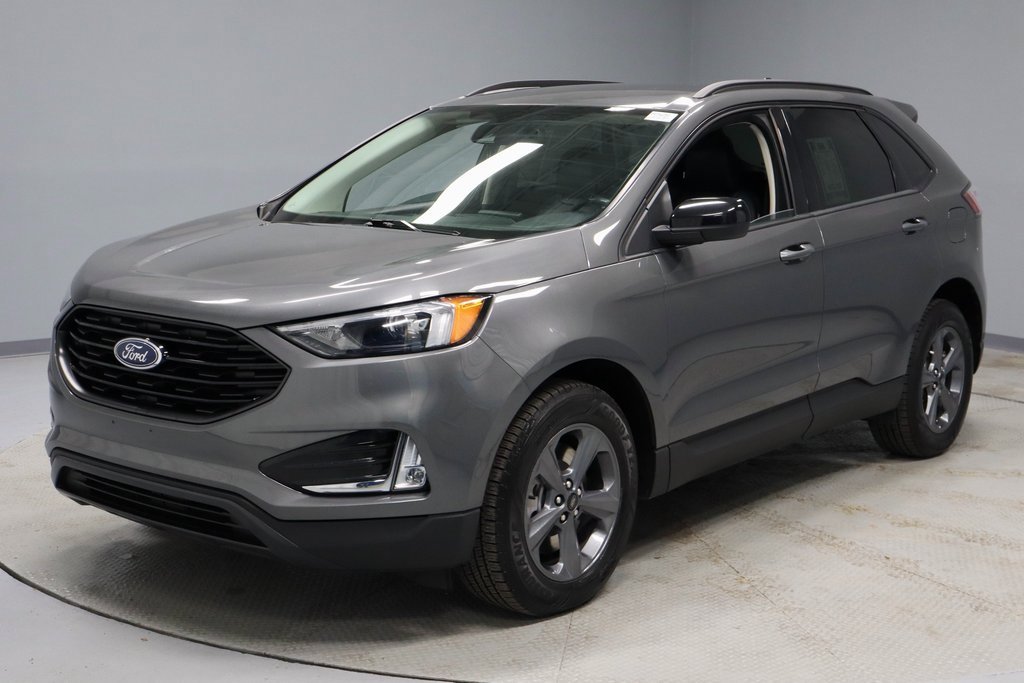 Certified 2023 Ford Edge SEL w/ Sport Appearance Package image 8